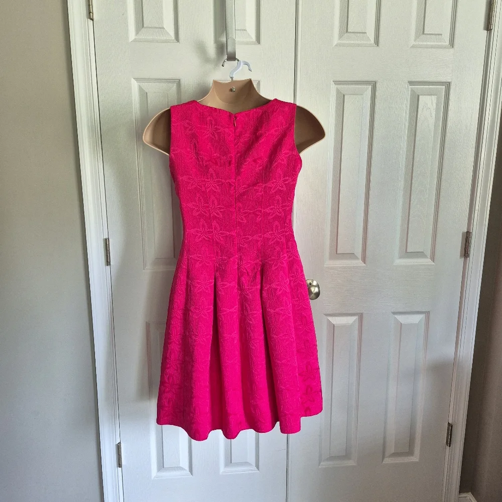 Jones Wear Dress Hot Pink Floral Texture A Line Sleeveless Pleated Dress 12 - Picture 9 of 10